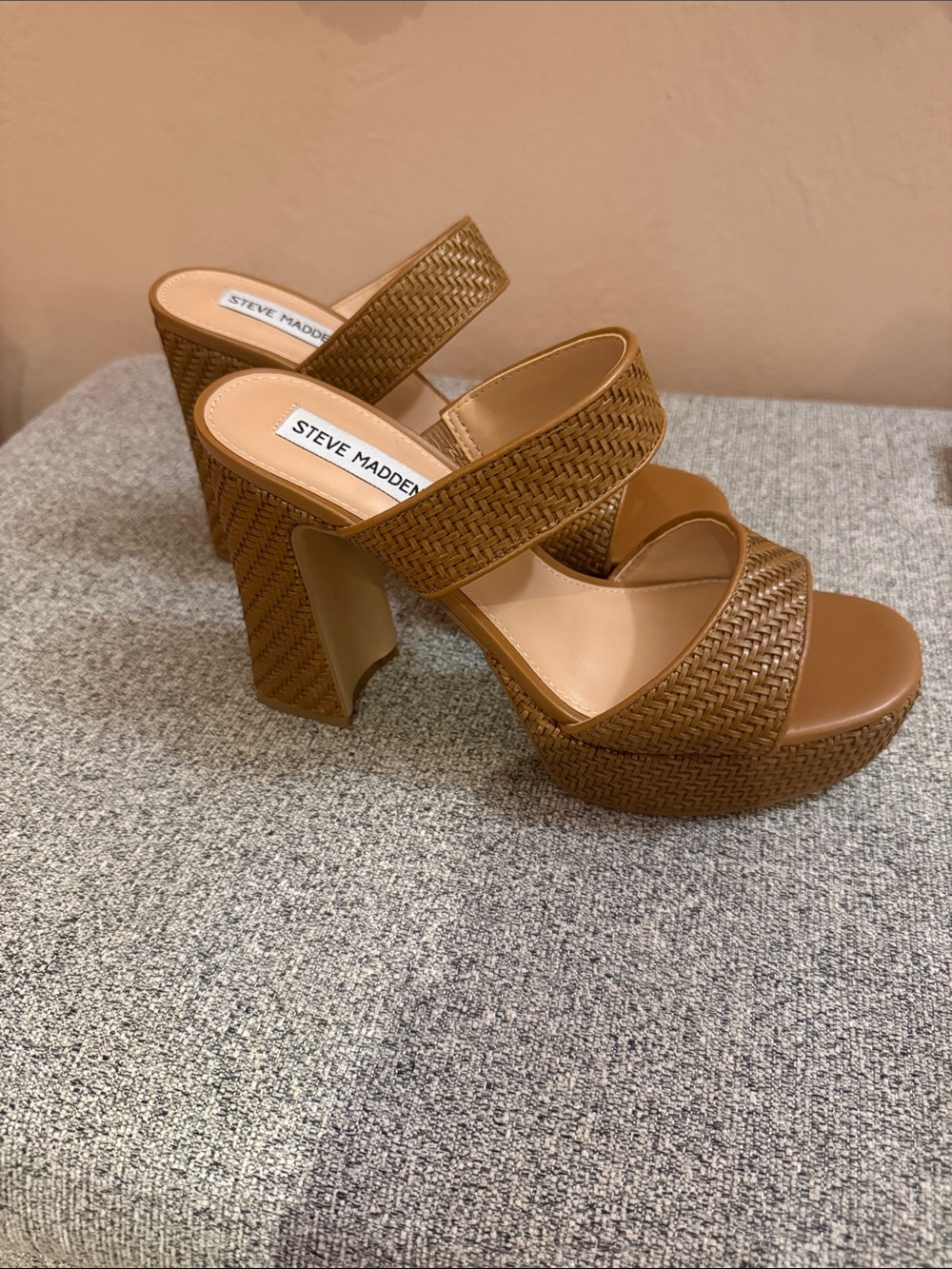 NWT Steve Madden Brown Woven Platform Mule Sandals